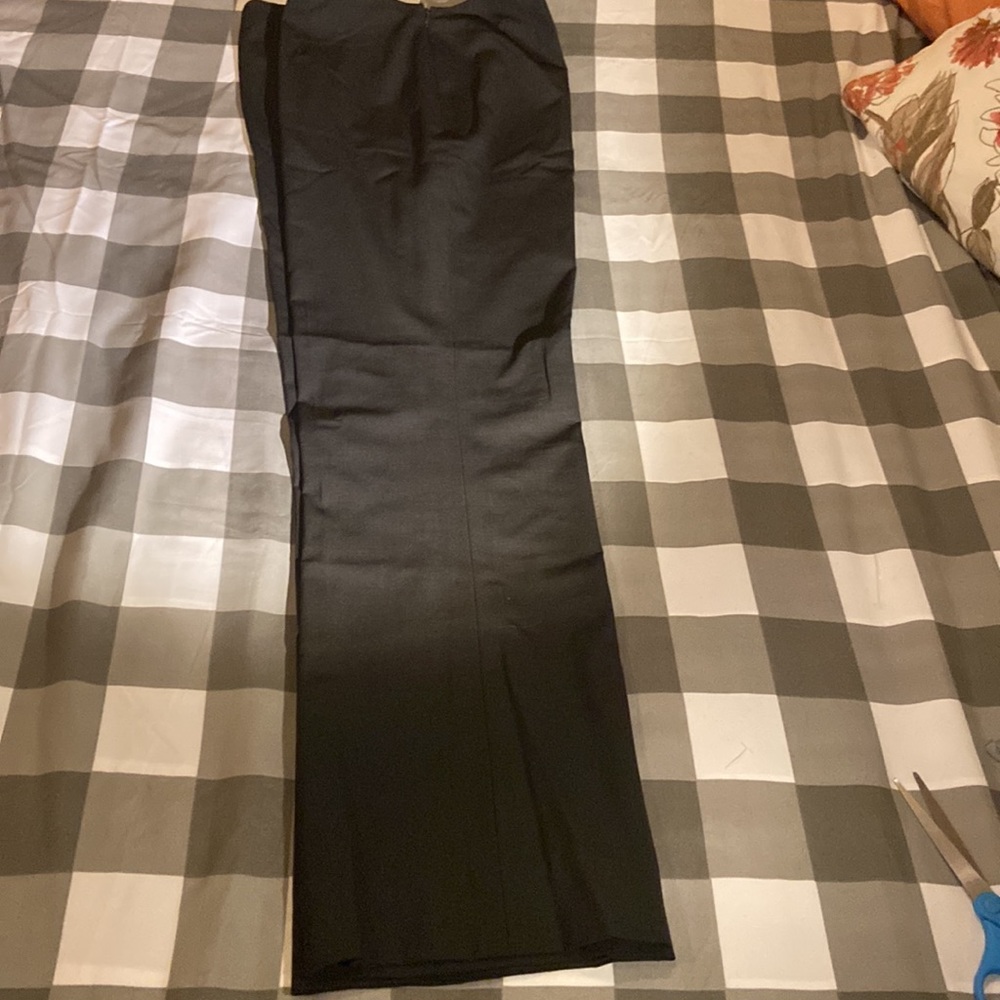 Carlisle Medium blackLightweight Wool Straight Leg Dress Pants Gently worn